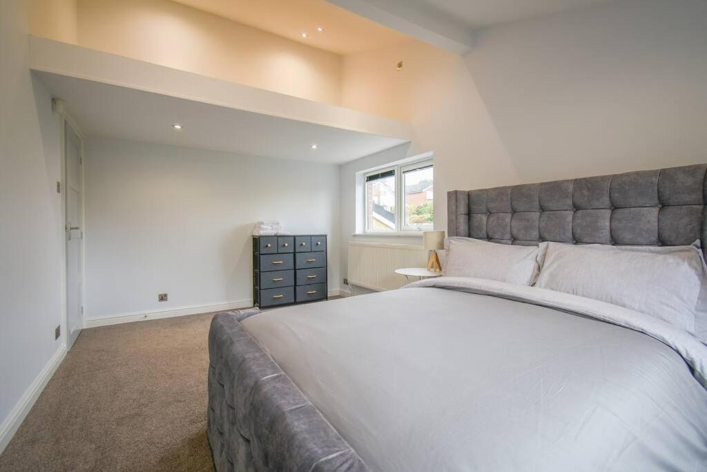 Luxurious & Tranquil Riverside Getaway Great Harwood Εξωτερικό φωτογραφία